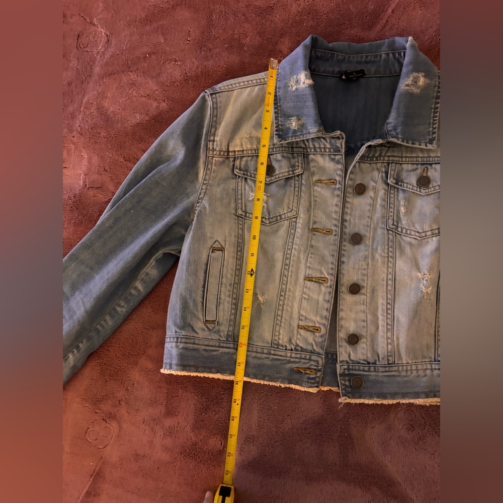 Cropped Jean Jacket - Picture 10 of 10